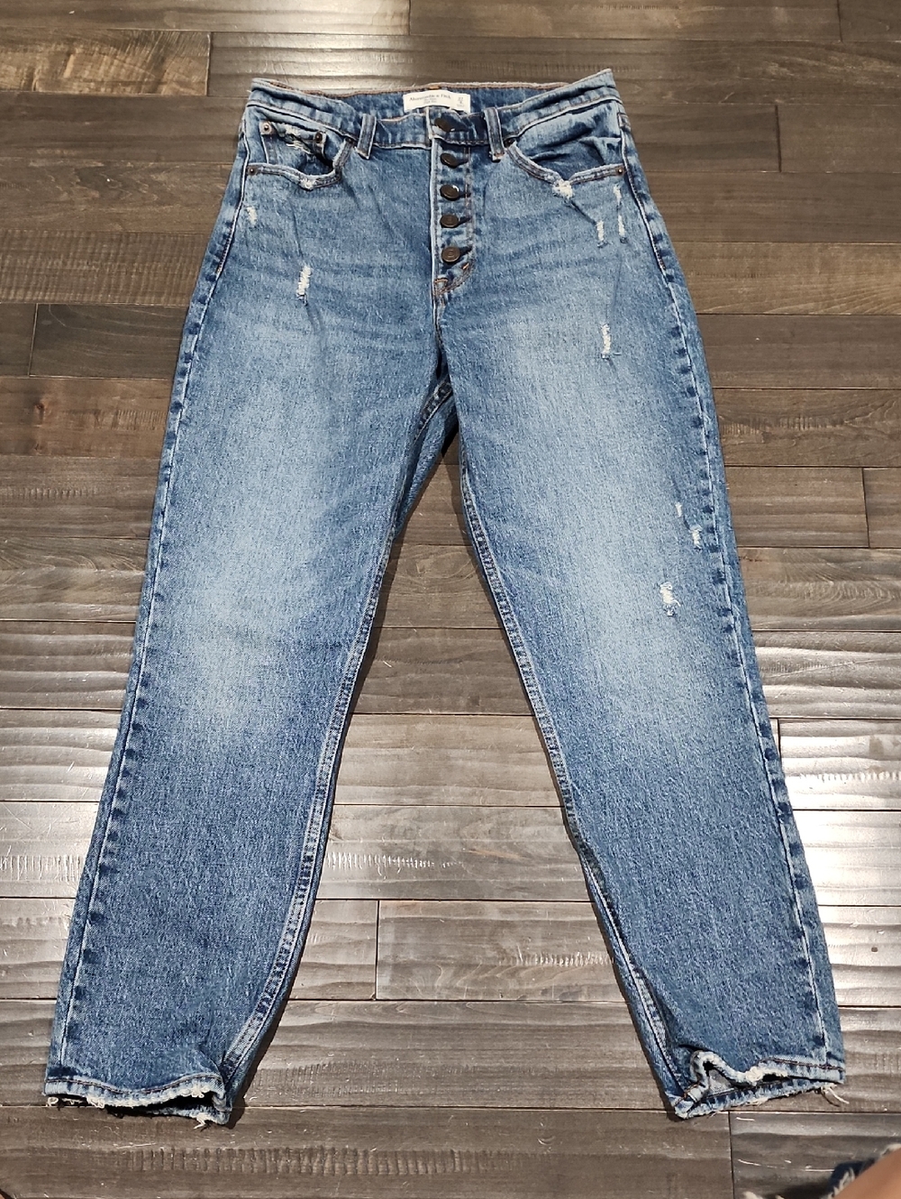 Abercrombie & Fitch The Mom High-Rise Button-Fly Women’s Jeans - Light Blue
